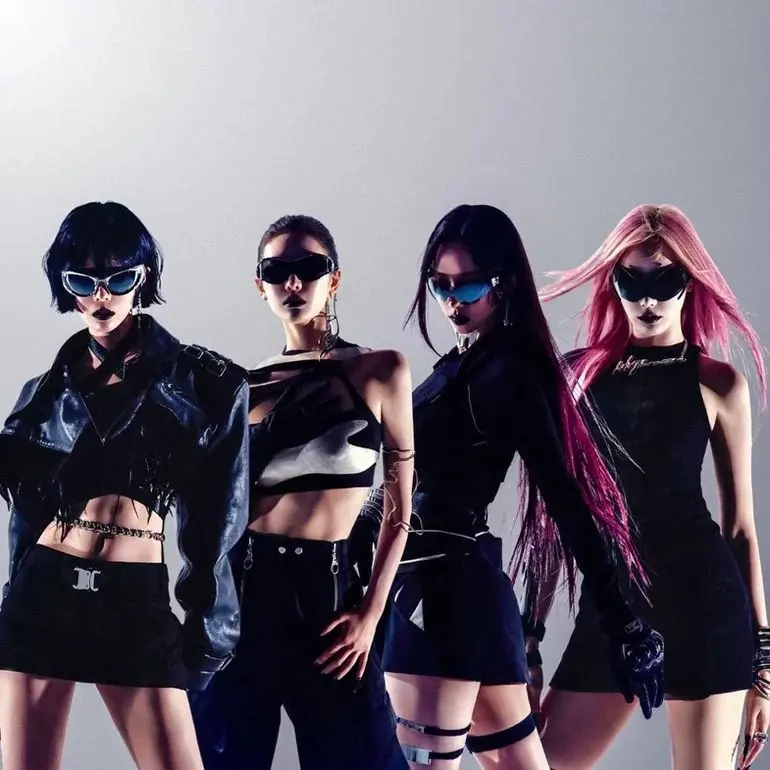 K-pop Meets Digital Fashion: Behind ae-aespa’s "Whiplash" Universe 🌐✨